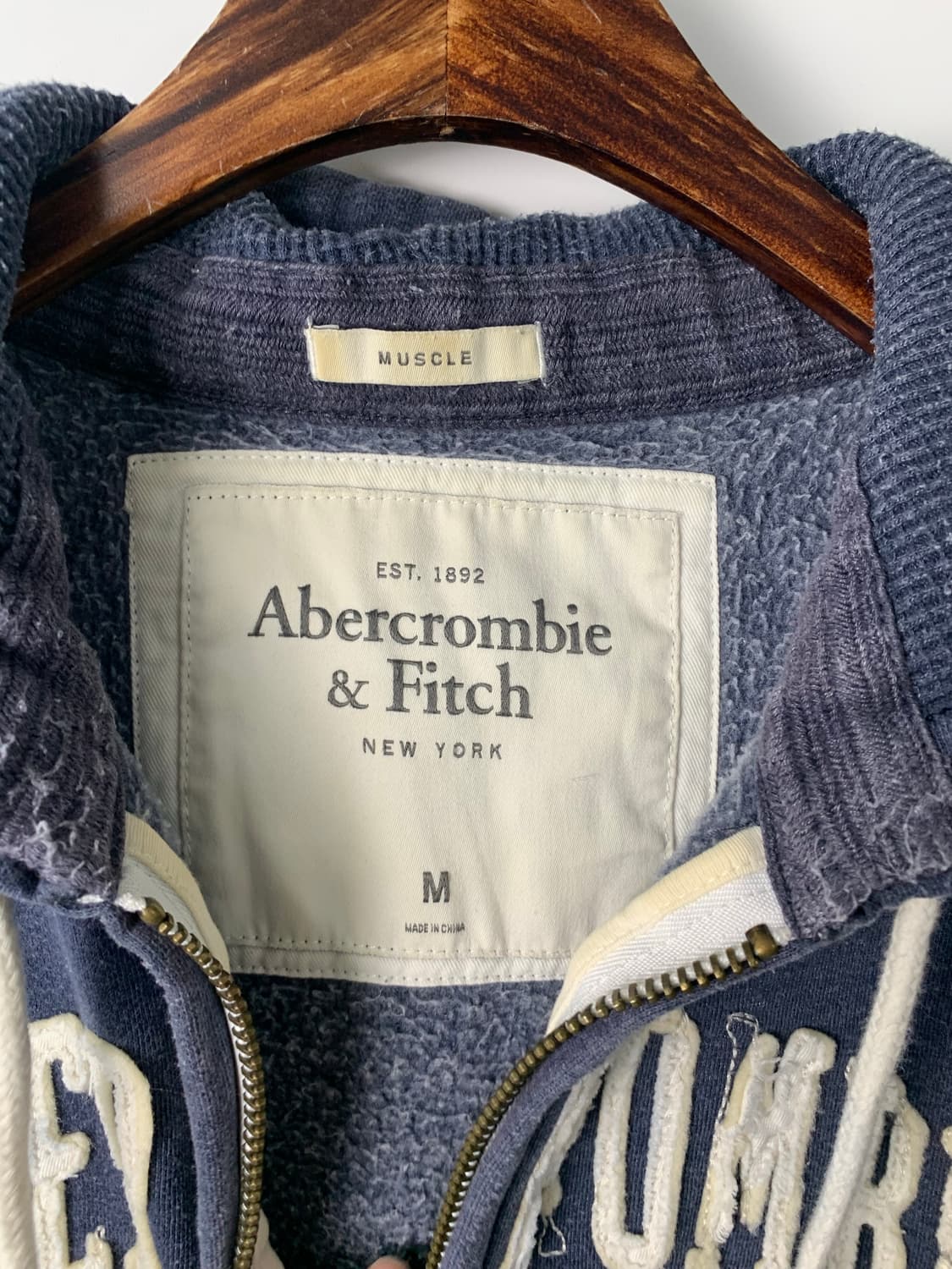 아베크롬비 y2k 와투케 네이비 헤비코튼 후드집업 상품이미지6