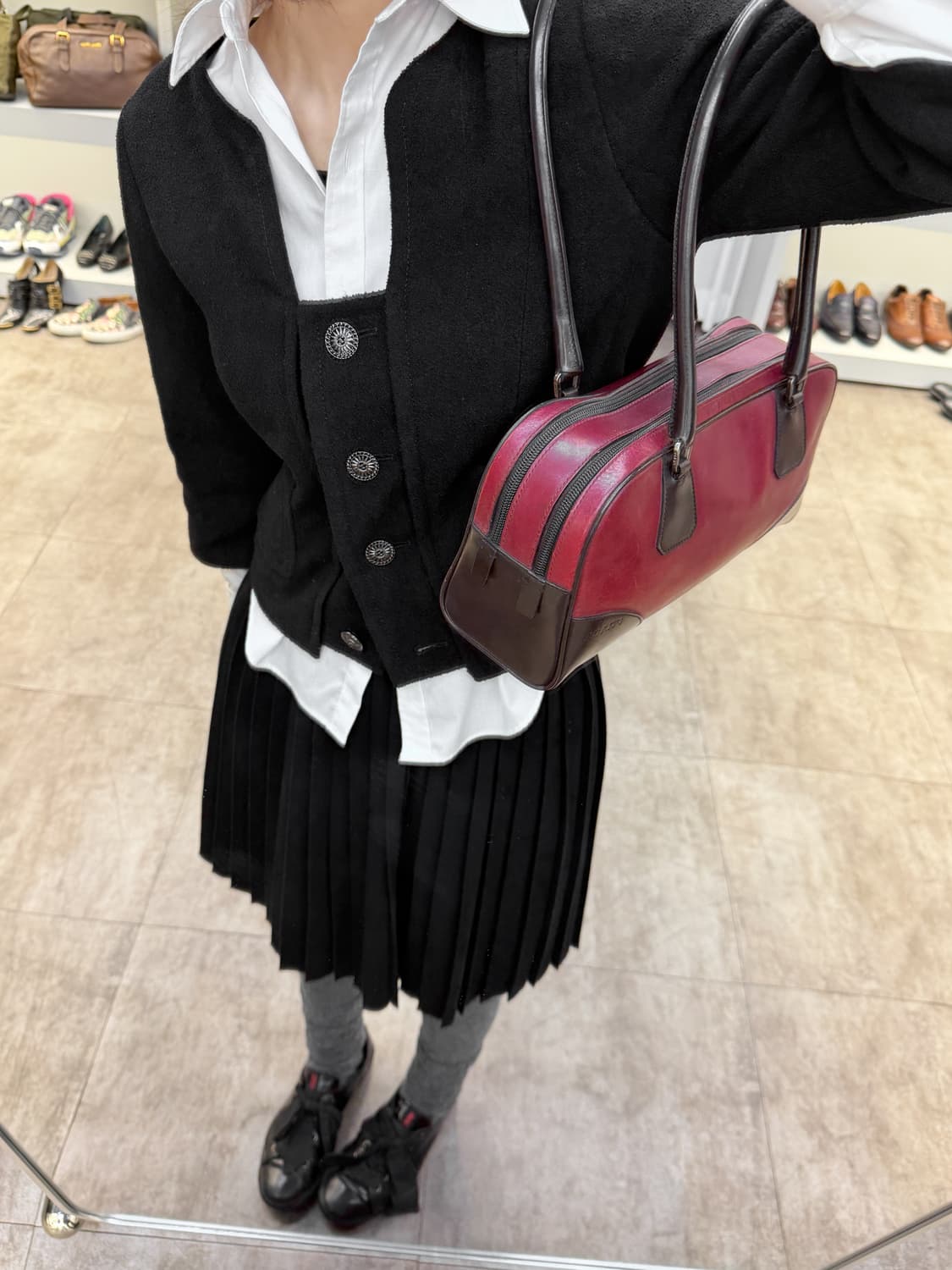 프라다 투톤 카프스킨 볼링 숄더백 상품이미지3