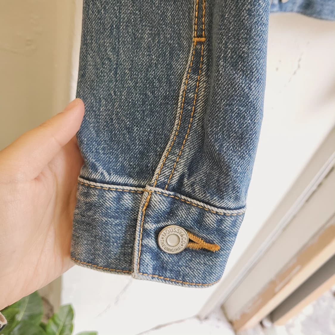 Moussy 중청 클래식 데님 자켓 상품이미지4