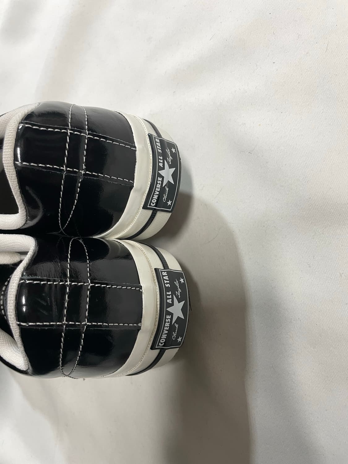 코르티스 주훈 컨버스 원스타 유광 레더 로우 상품이미지6