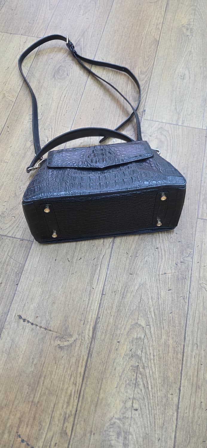 파시에티티 악어가죽백 상품이미지5