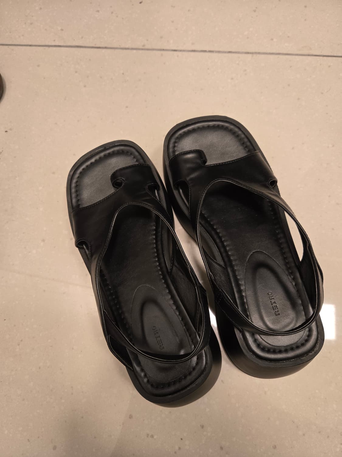 블랙 통굽 샌들 235-240 상품이미지2