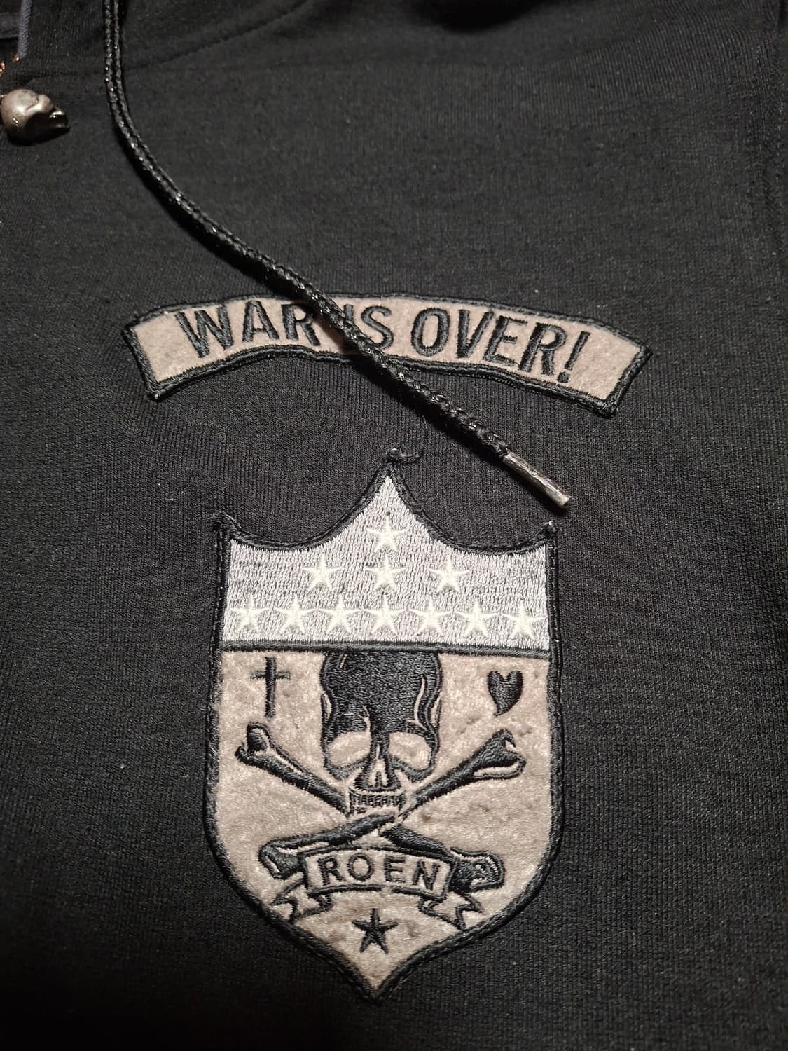 로엔 골드라벨 nowar 스컬 후드집업 파카 상품이미지5