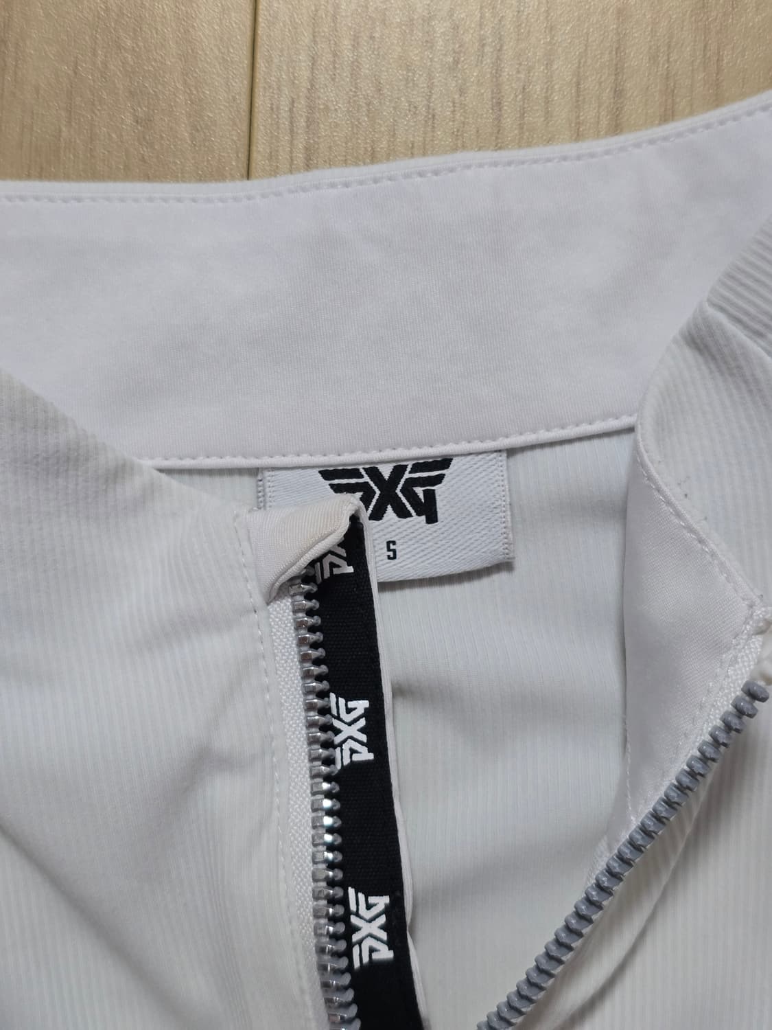 PXG 화이트 하프집업 골프웨어 S사이즈 상품이미지7