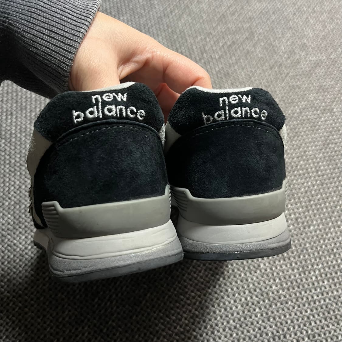 뉴발란스 블랙 스웨이드 운동화 265 상품이미지2