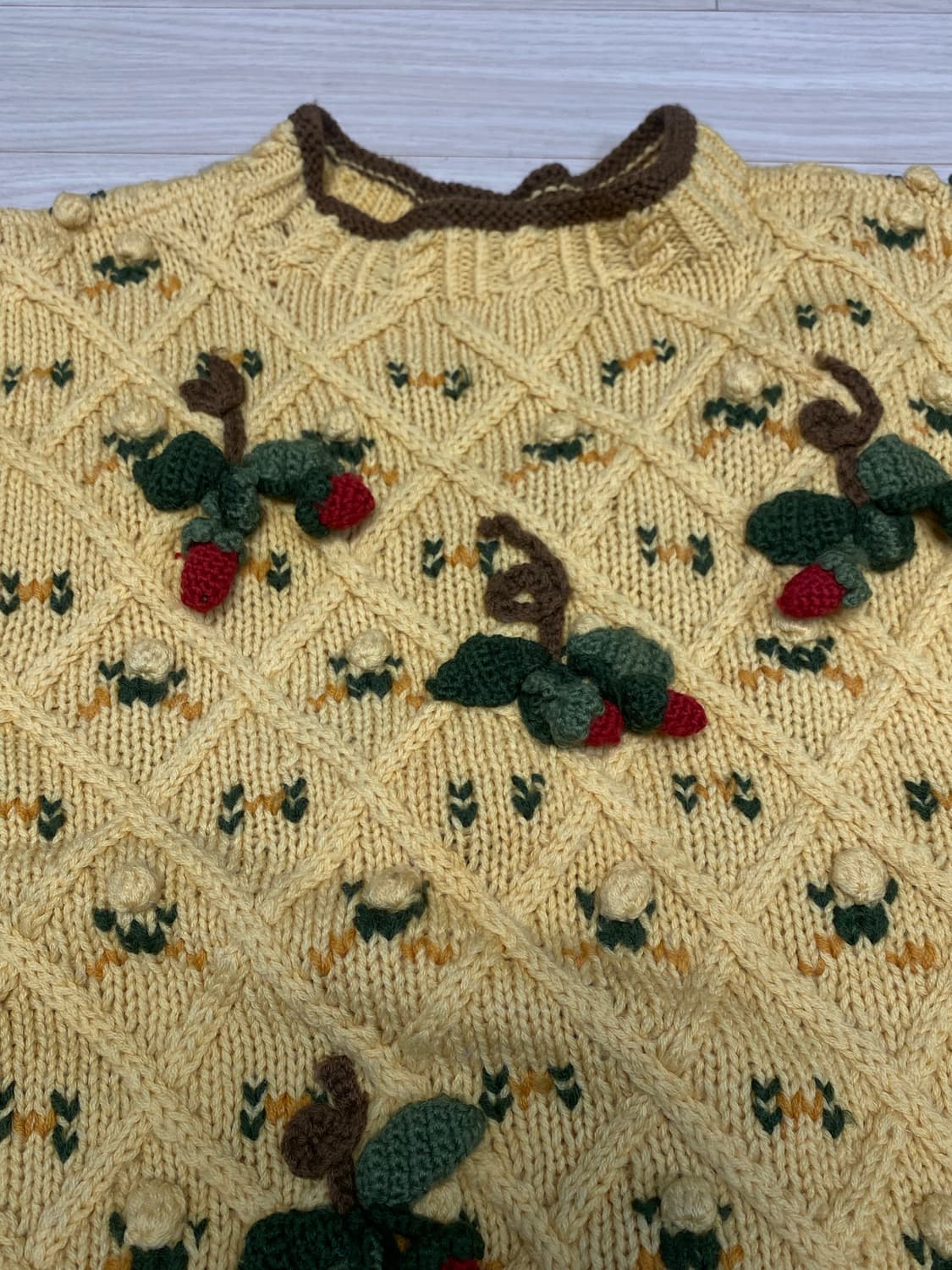 딸기 폼포미 니트 상품이미지6