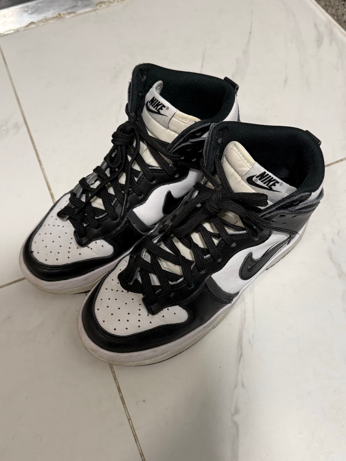 나이키 덩크 하이업 블랙/화이트 스니커즈 240 상품이미지2