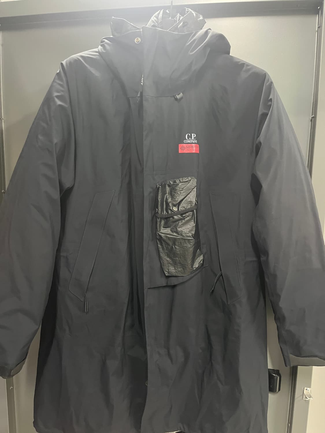 CP 컴퍼니 고어텍스 고글 다운 파카 50 상품이미지5