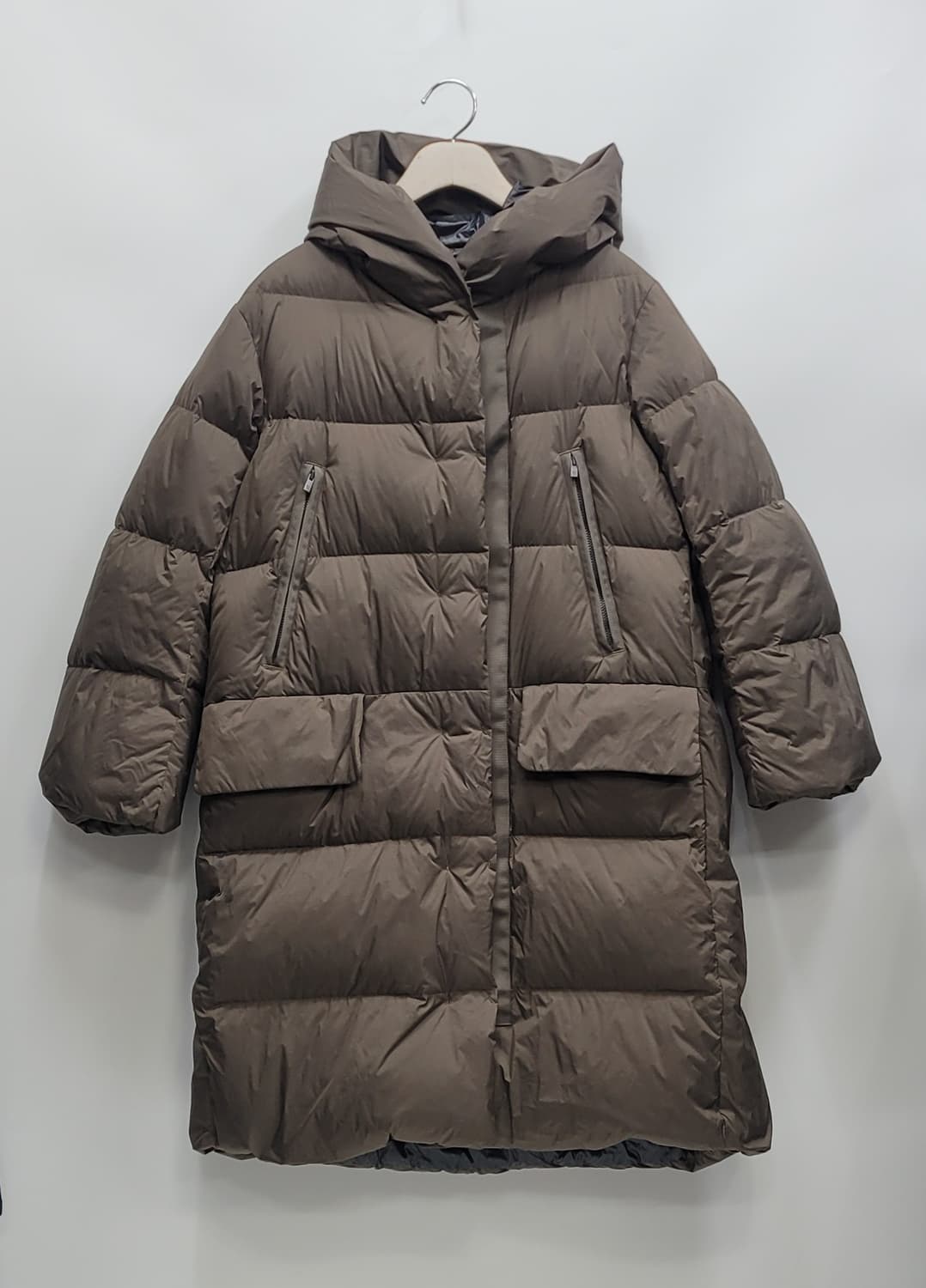 유니클로 질샌드 +J 오브사이즈 다운 파카 / 여 S 브라운
 상품이미지1