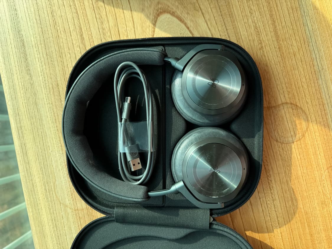 뱅앤 올룹스 베오플레이 HX 블랙 헤드폰 상태 최상 상품이미지1