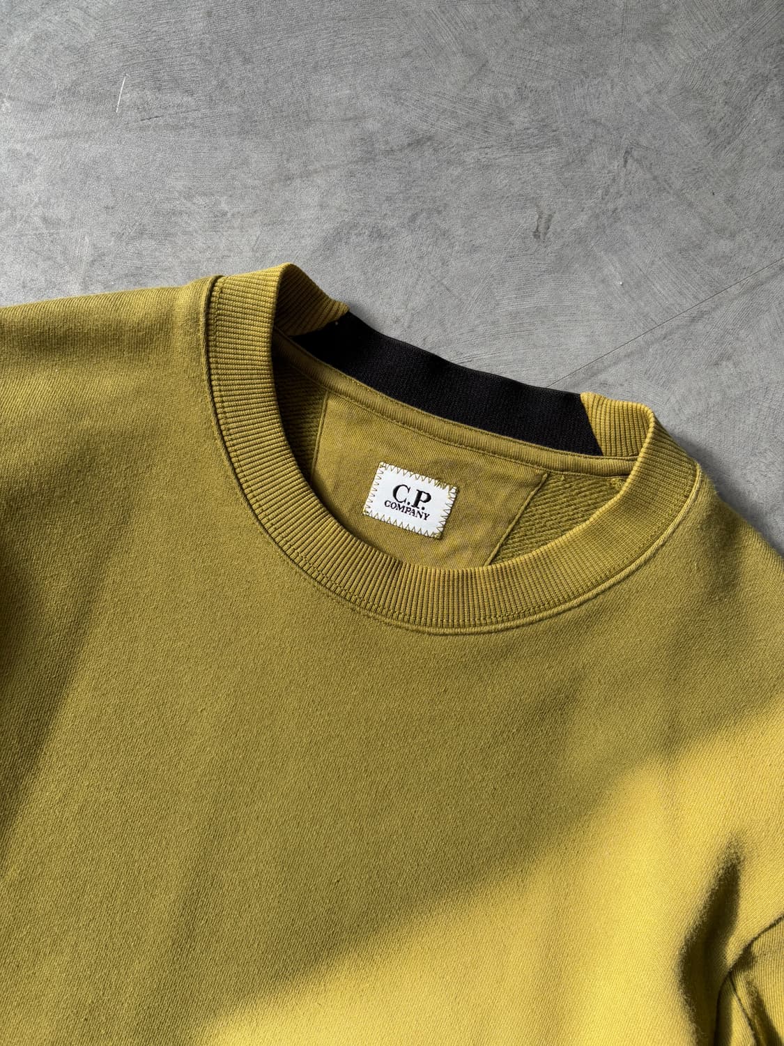 CP 컴퍼니 크루넥 그린 모스 스웻셔츠 상품이미지4