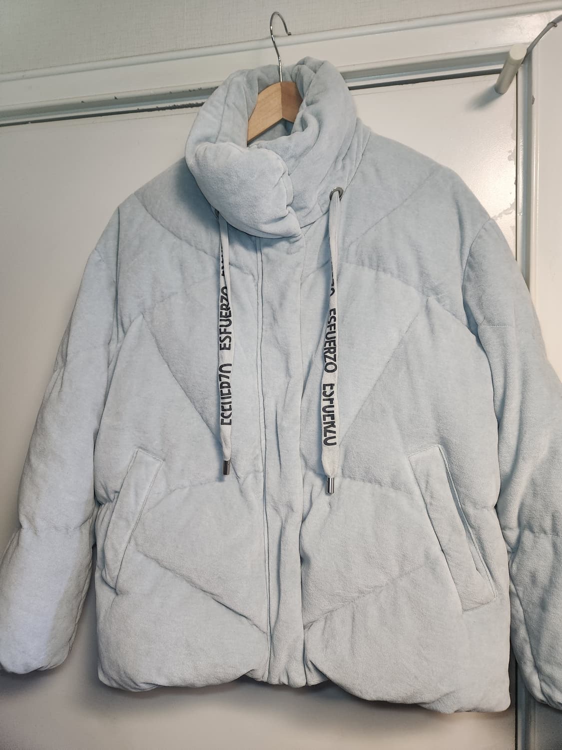 보브(VOV) 벨벳 스트링 숏 구스다운 점퍼 S 하늘색 상품이미지1