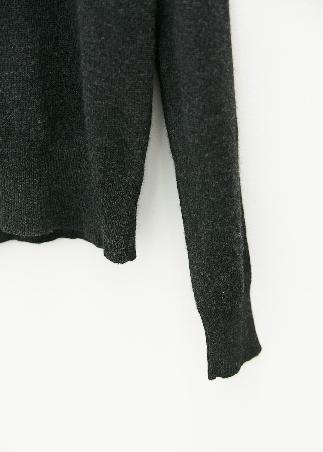 Melange Wool V-neck Sweater 상품이미지3