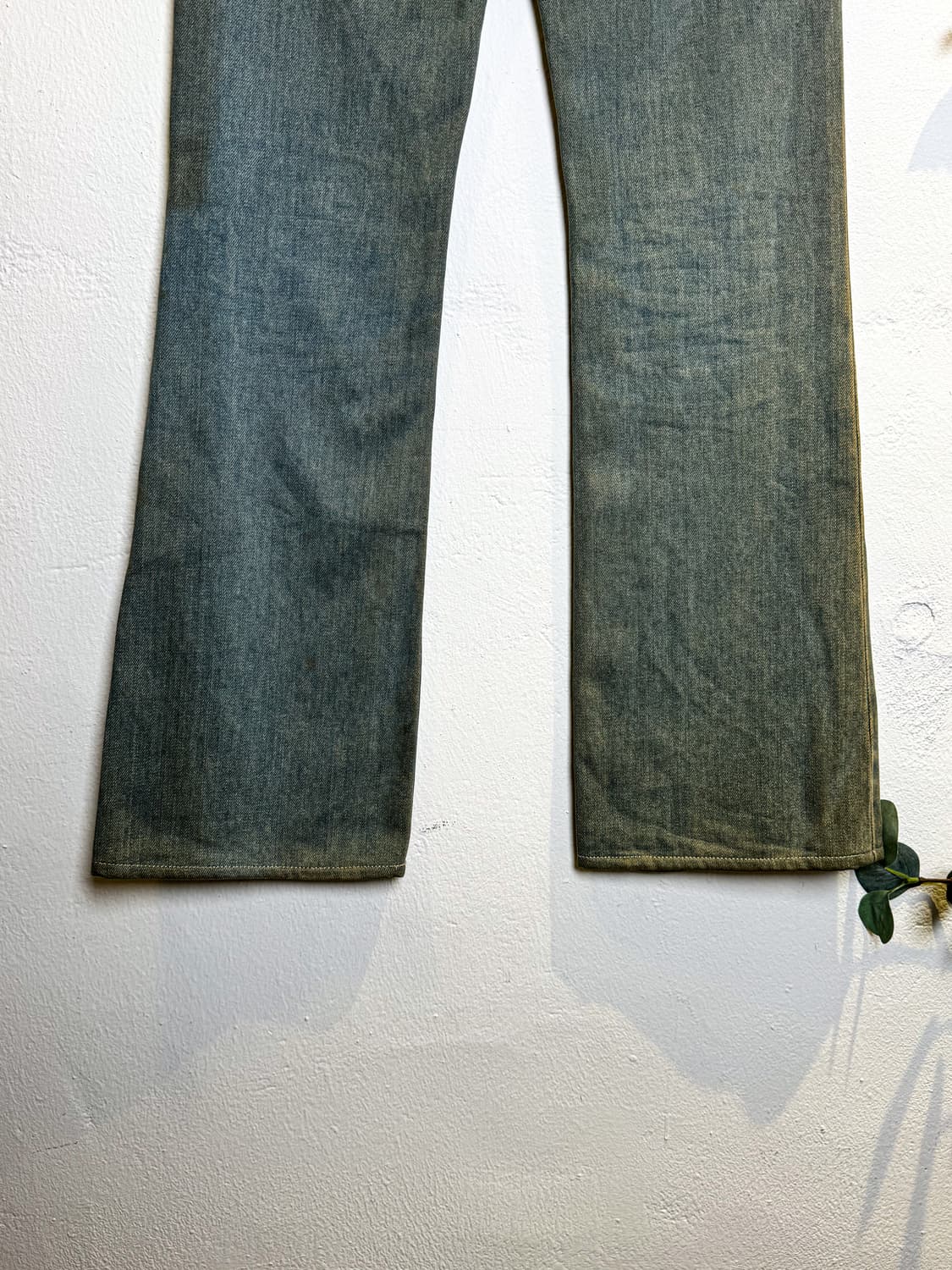 JILL STUART Distressed Flare Denim Pants 상품이미지9