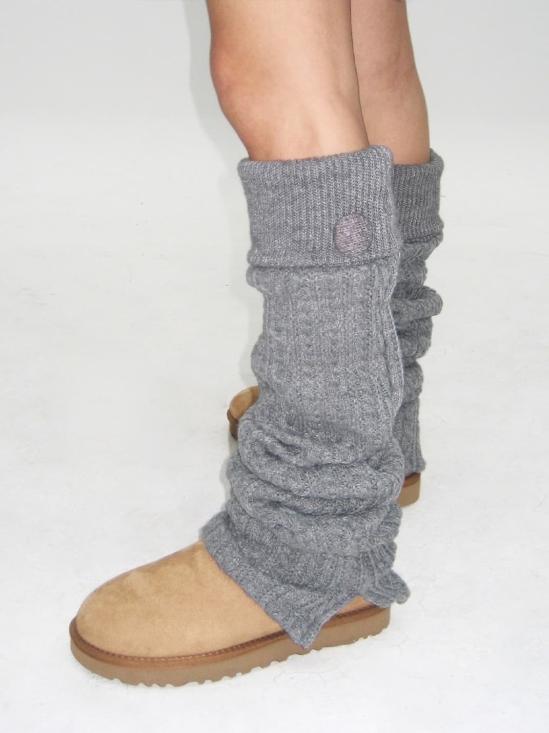 익스파이드걸 COZY BUTTON LEG WARMER GREY 상품이미지1