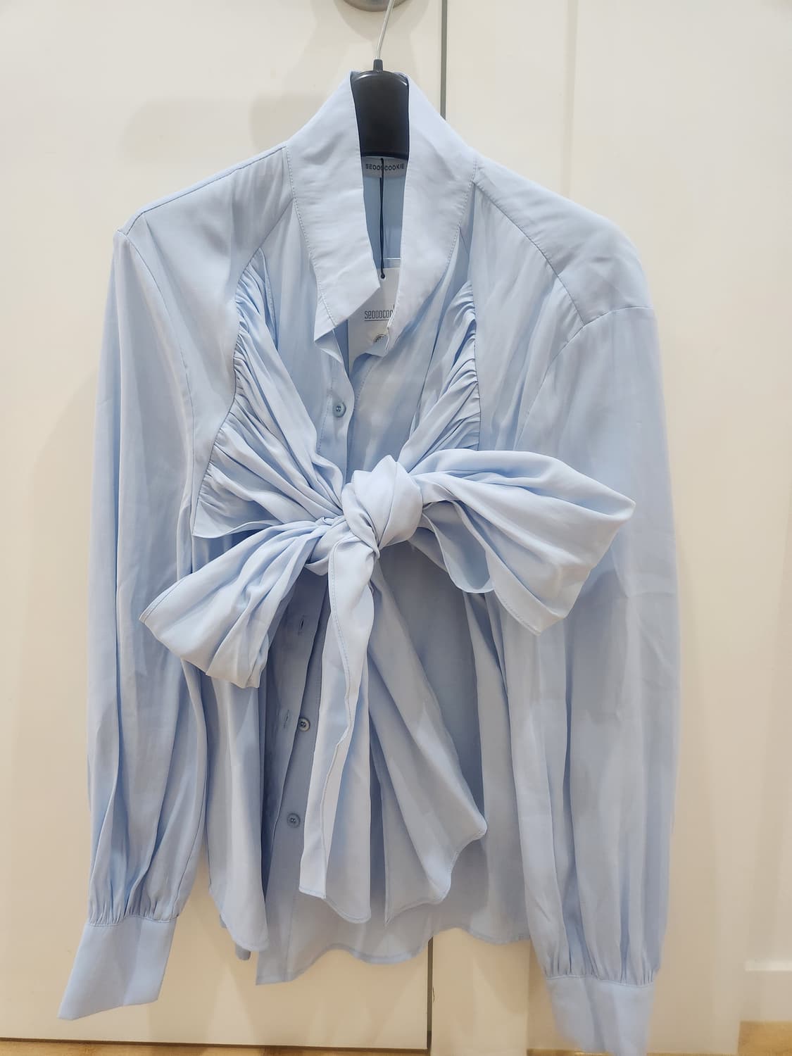 서쿠키. 큐브라리본블라우스. 새상품 상품이미지2