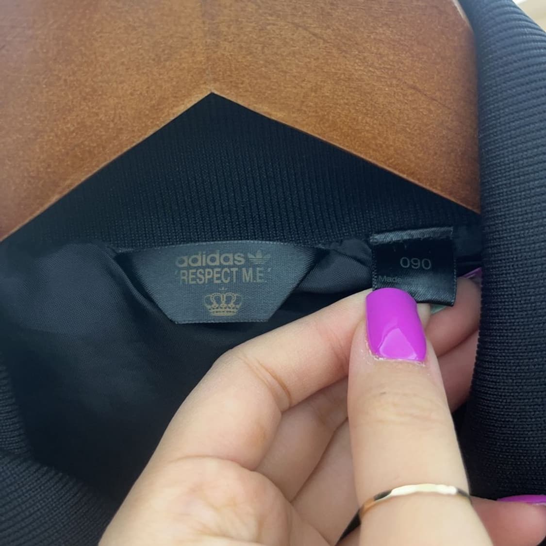 아디다스 리스펙트미 슬림핏 벨티드 패딩 조끼 90 C06860 상품이미지5