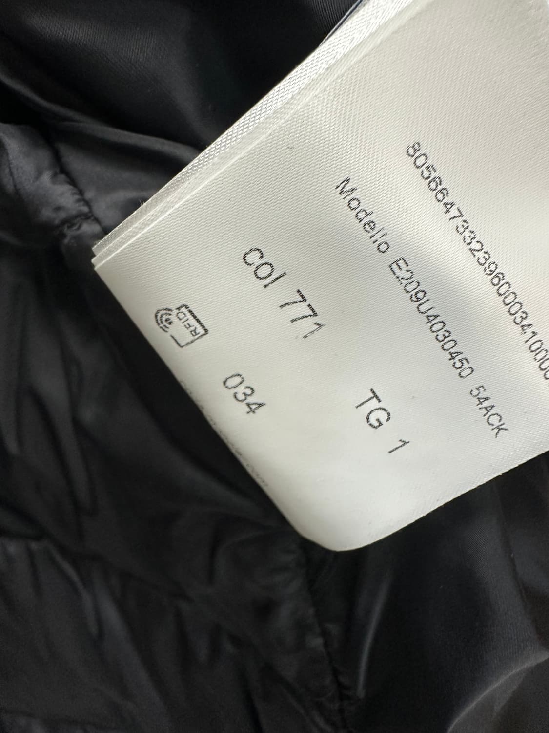 몽클레어 지니어스 모란트 다운 재킷 ( 95 ) 상품이미지7