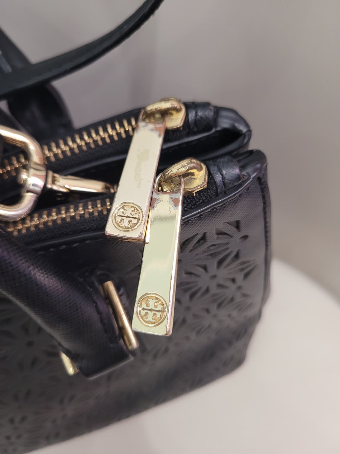 토리버치 로빈슨 더블 집 토트백 상품이미지5