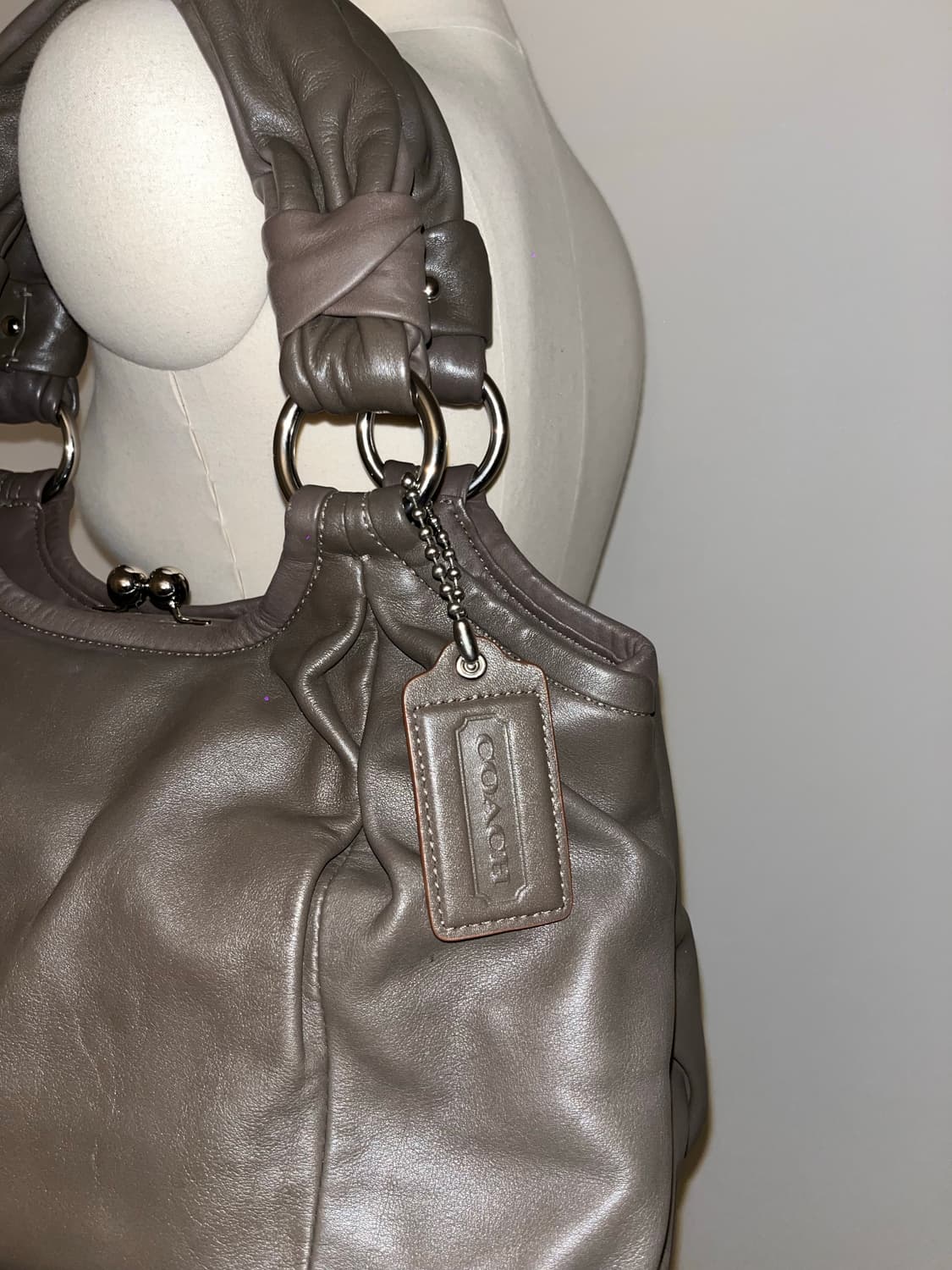 📦 Coach brown gray Shoulder Bag 상품이미지5