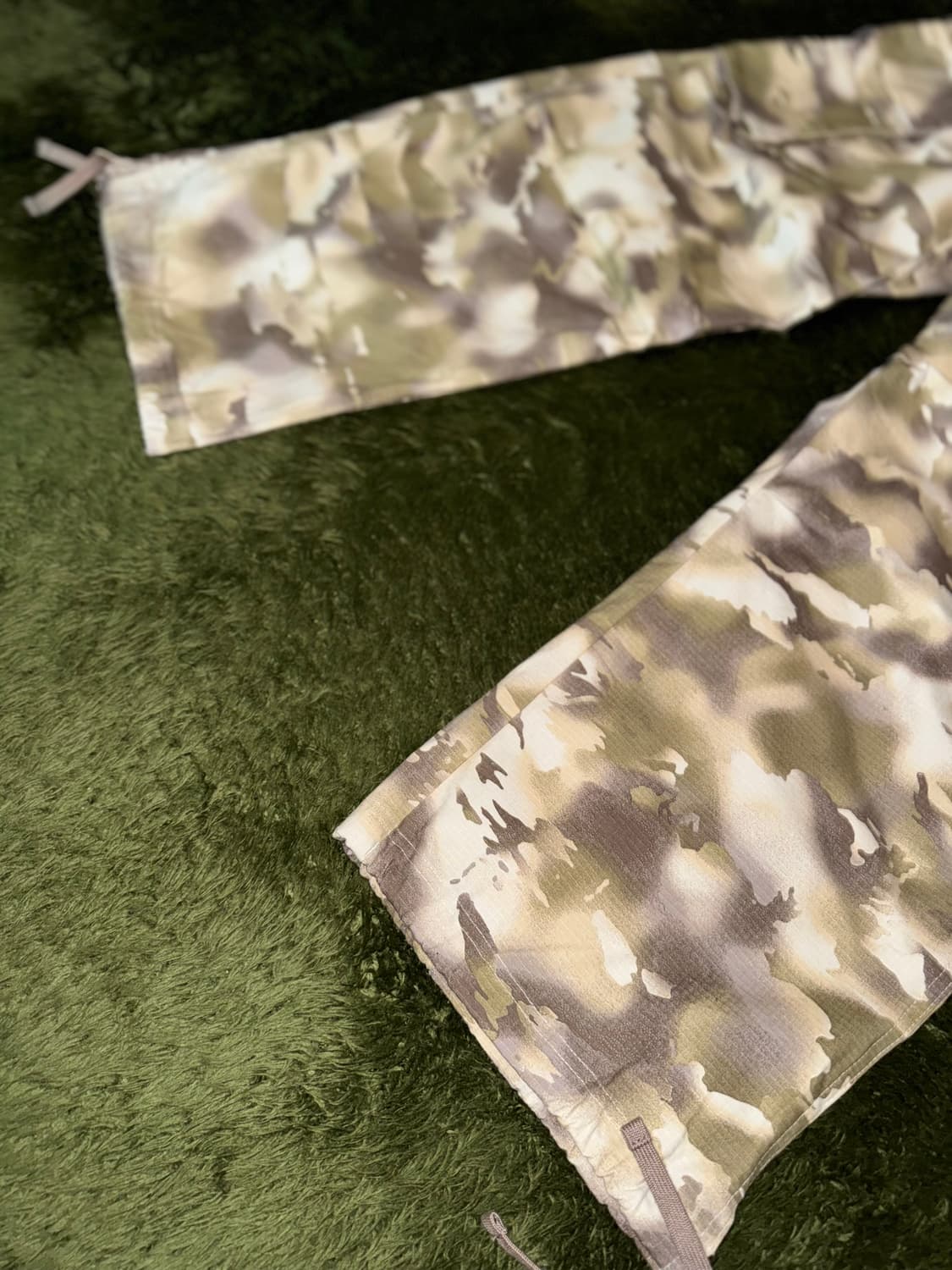 [M] 나이키 우먼즈 카모 립스탑 미드라이즈 카고 팬츠 상품이미지7