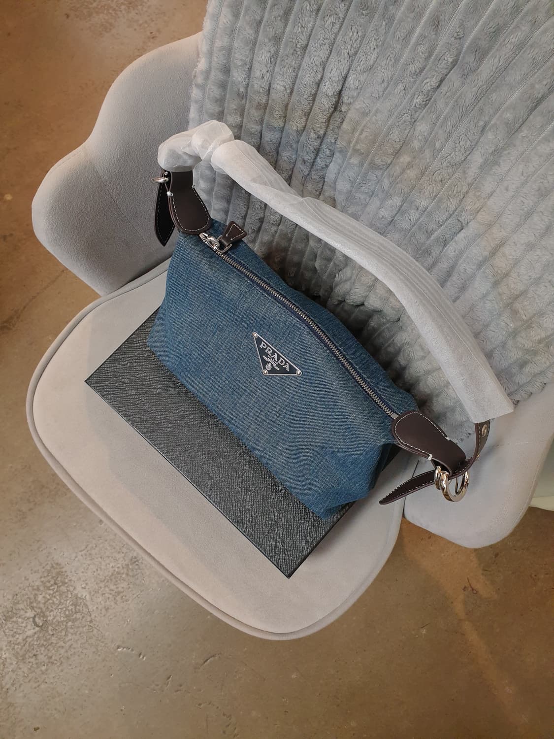 프라다 데님 숄더백 크로스백 상품이미지6