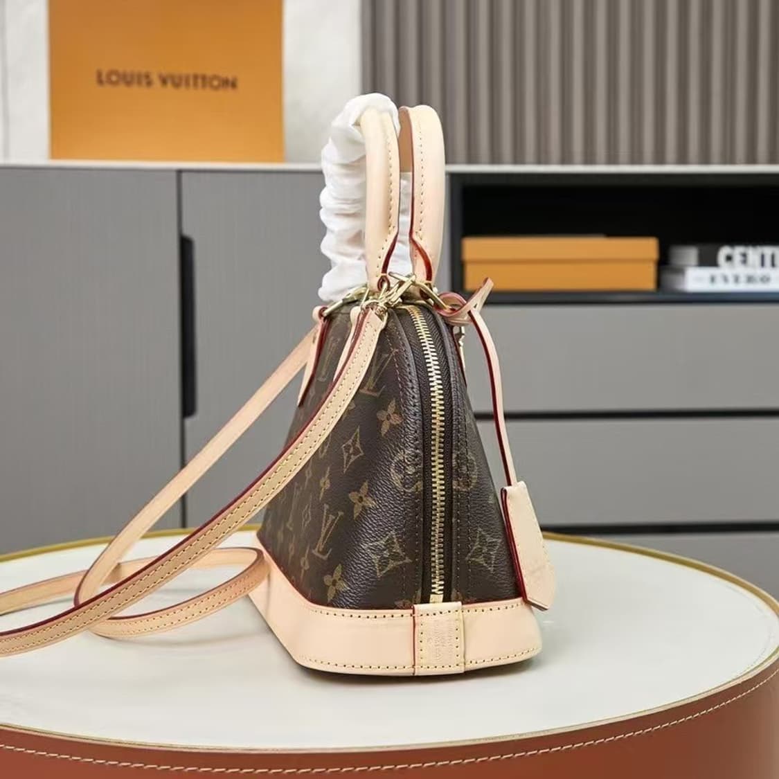 루이비통 알마 BB 모노그램 상품이미지2