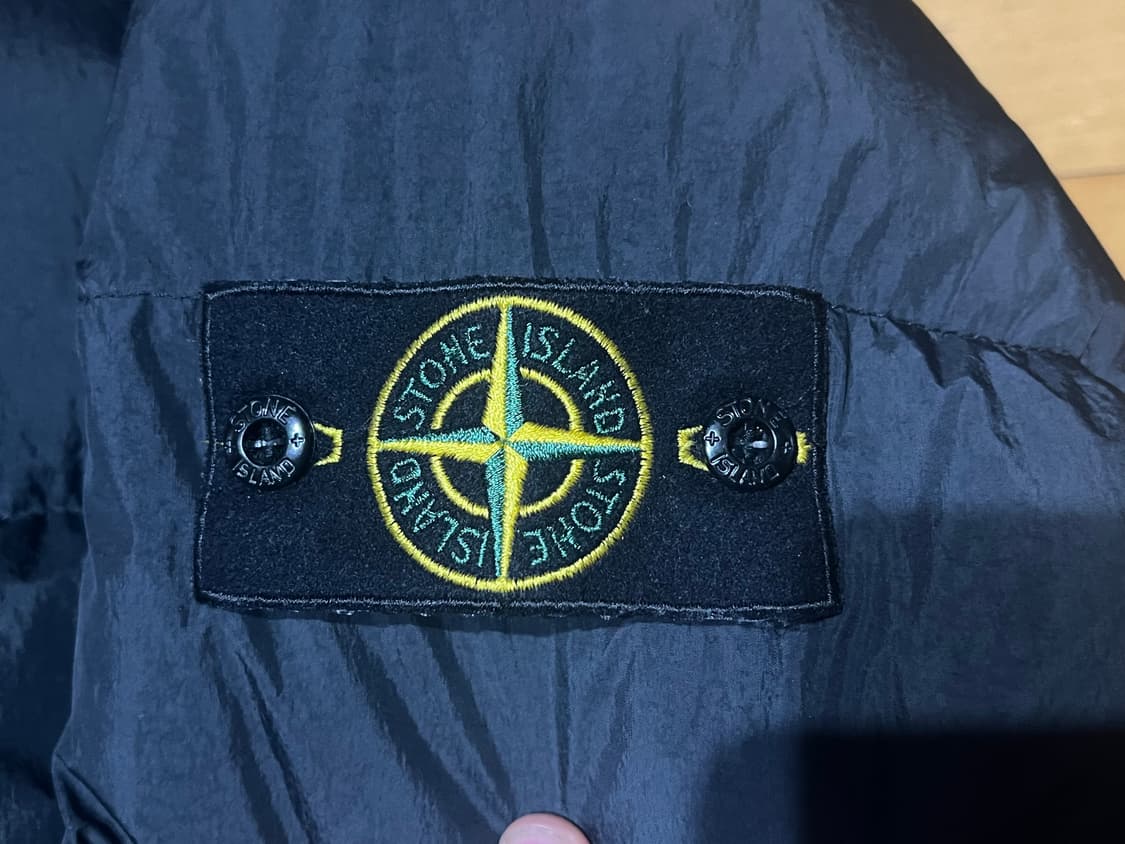 21fw 스톤아일랜드 크링클랩스 후드 패딩 L 블랙 판매 상품이미지7