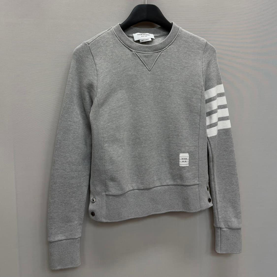 톰브라운 사선완장 맨투맨 (44)  상품이미지2