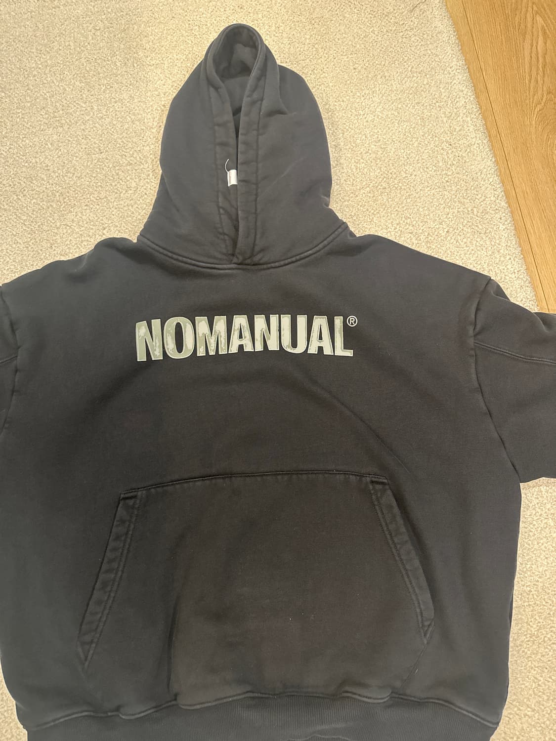 노매뉴얼 stamped logo hoodie-black팝니다 상품이미지1