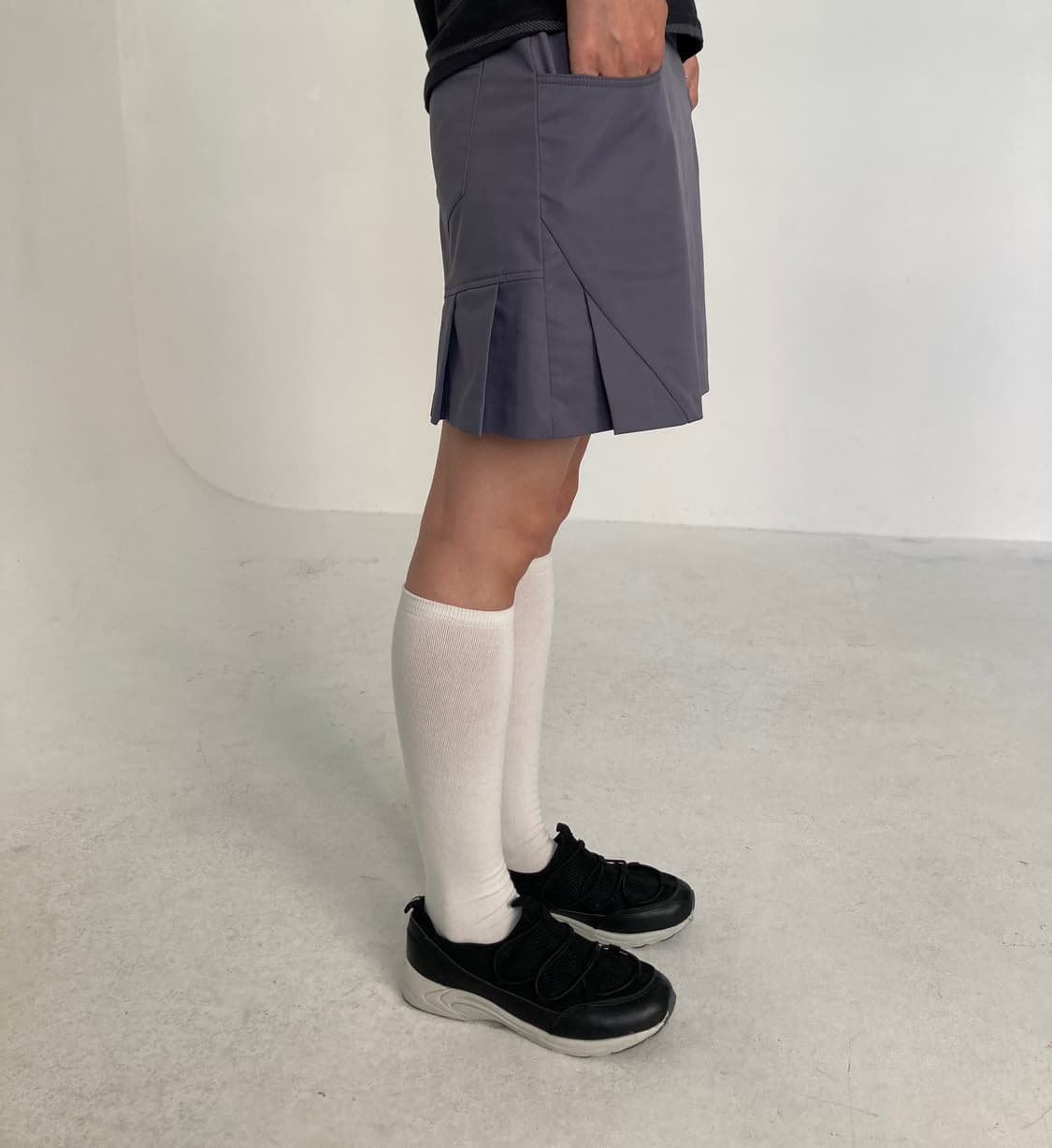 Back pleated skirt 상품이미지4