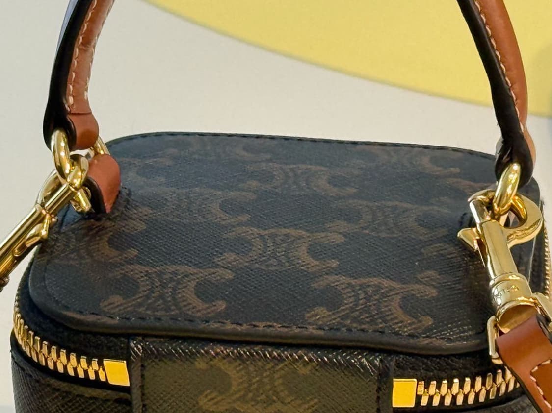 셀린느 트리오페 베니티 상품이미지3