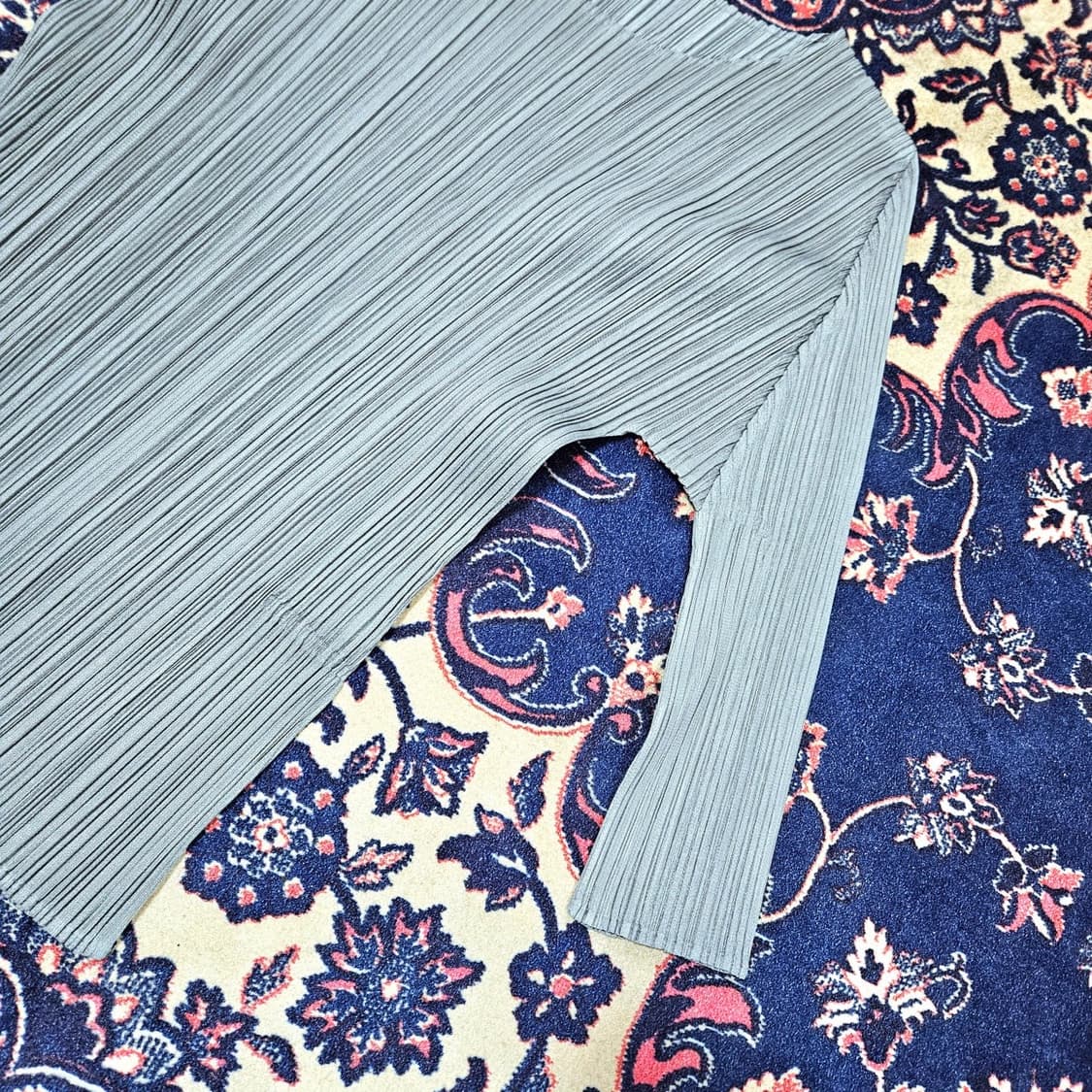  (국내매장) 플리츠플리즈 7부 라운드넥 셔츠 상품이미지3