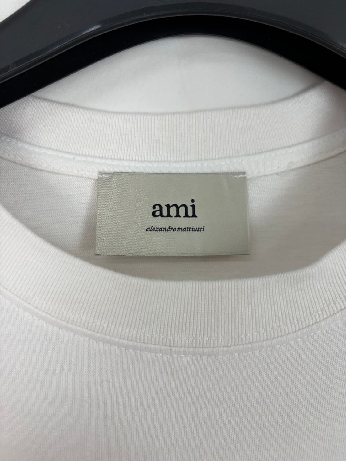 a333) AMI 아미 하트로고 반팔티셔츠 상품이미지3