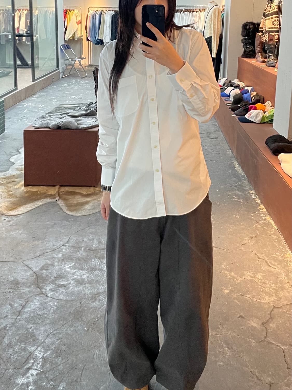 입생로랑 포켓 화이트 셔츠 H662 상품이미지1