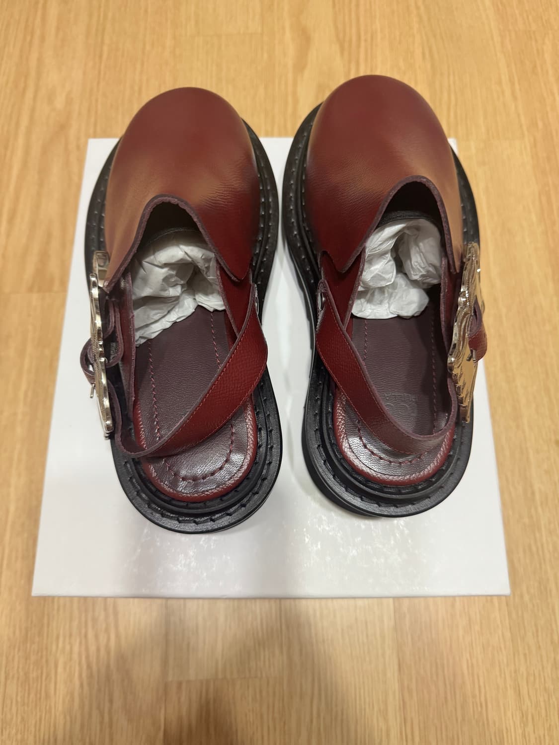 토가 풀라 레더 샌들 상품이미지2