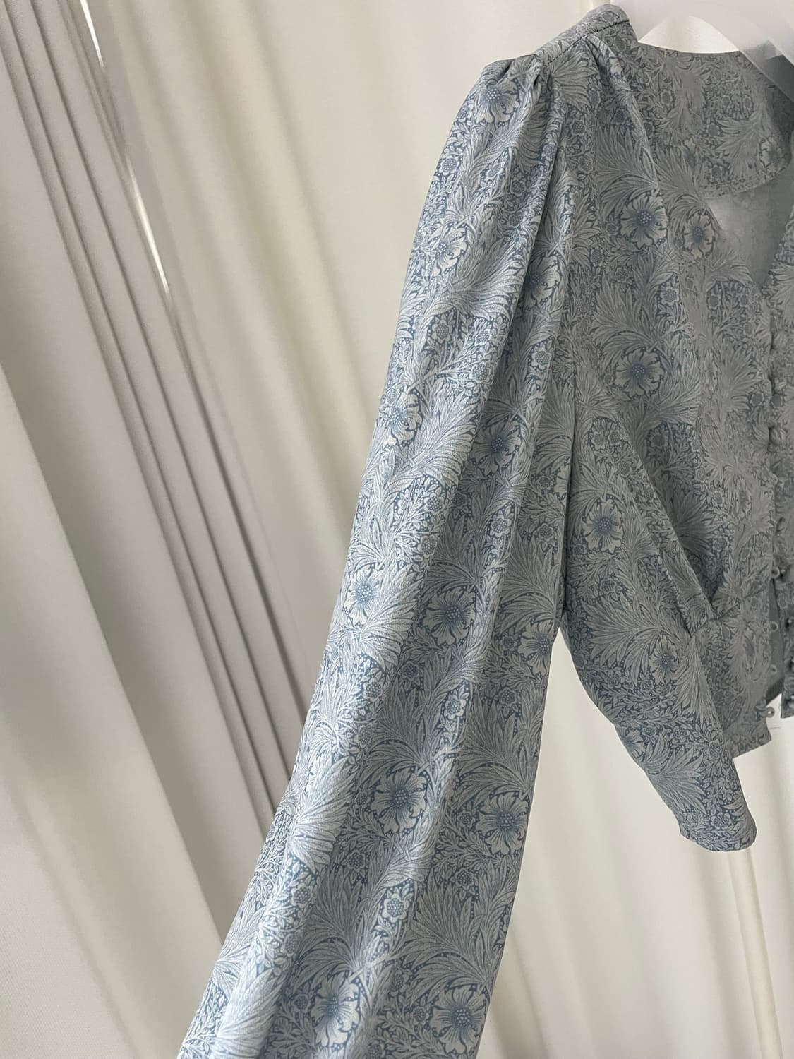 패턴 자카드 블라우스 상품이미지3