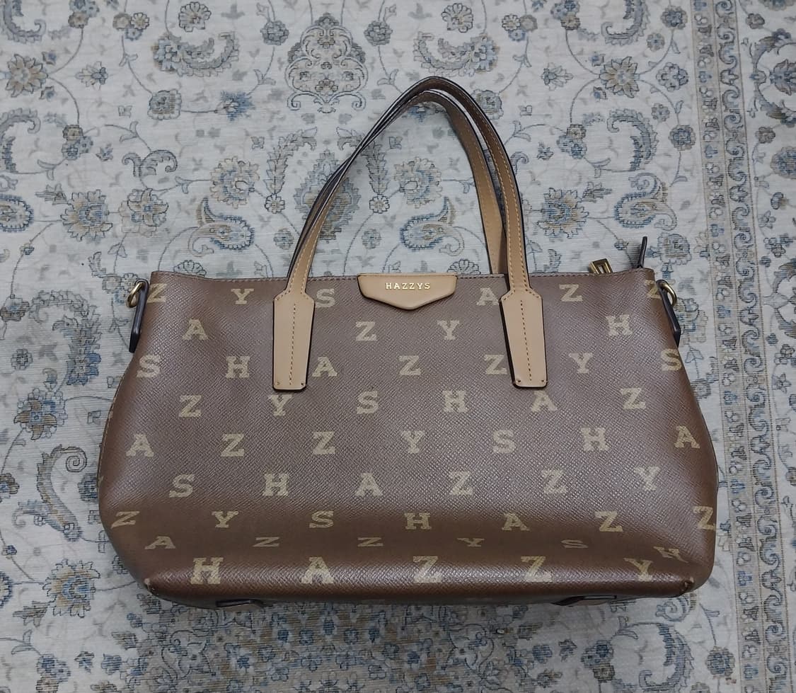 HAZZYS 로고 패턴 토트백 (어깨끈분실) 상품이미지1