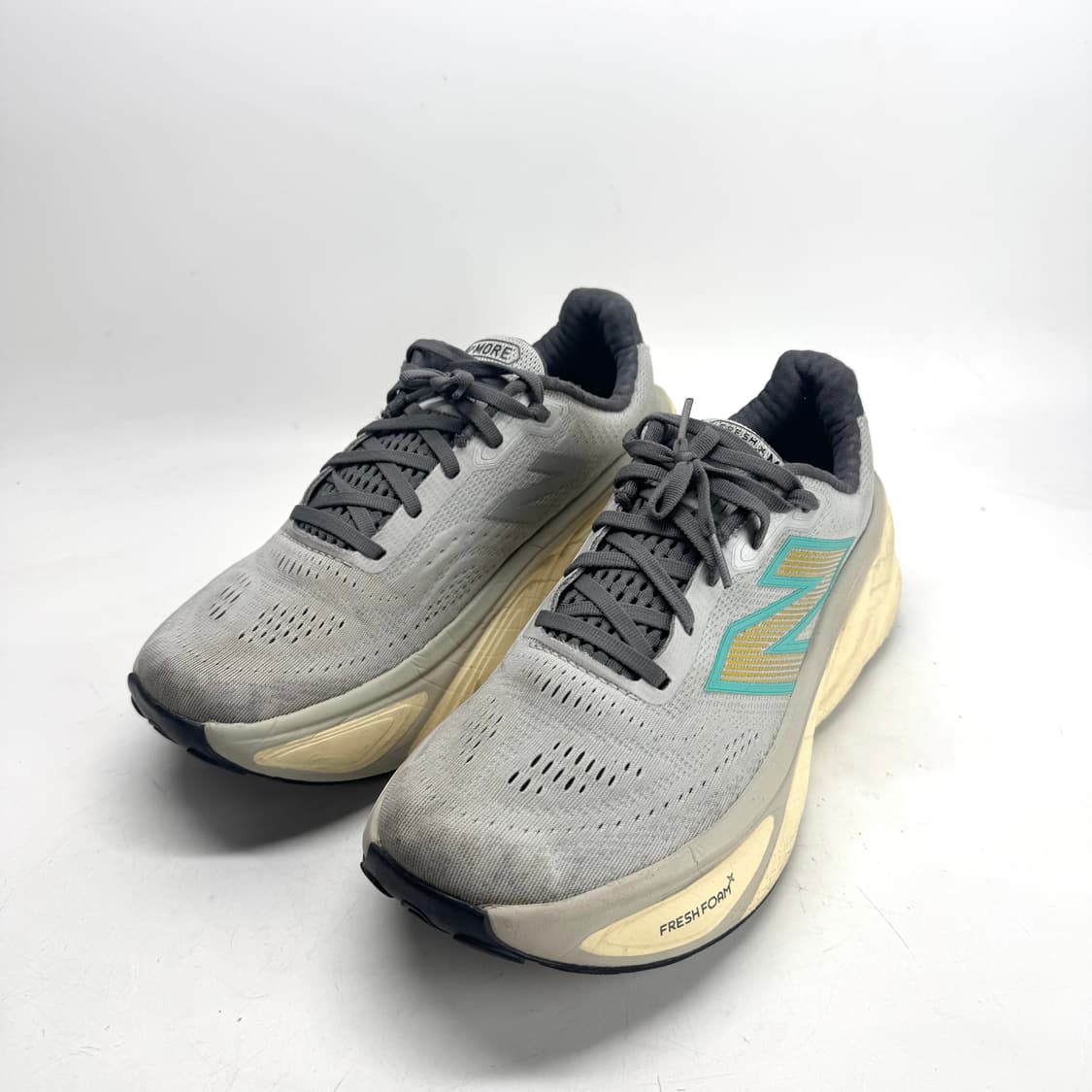 275) 뉴발란스 프레쉬폼 X 모어 V5 런닝화 스니커즈 상품이미지2