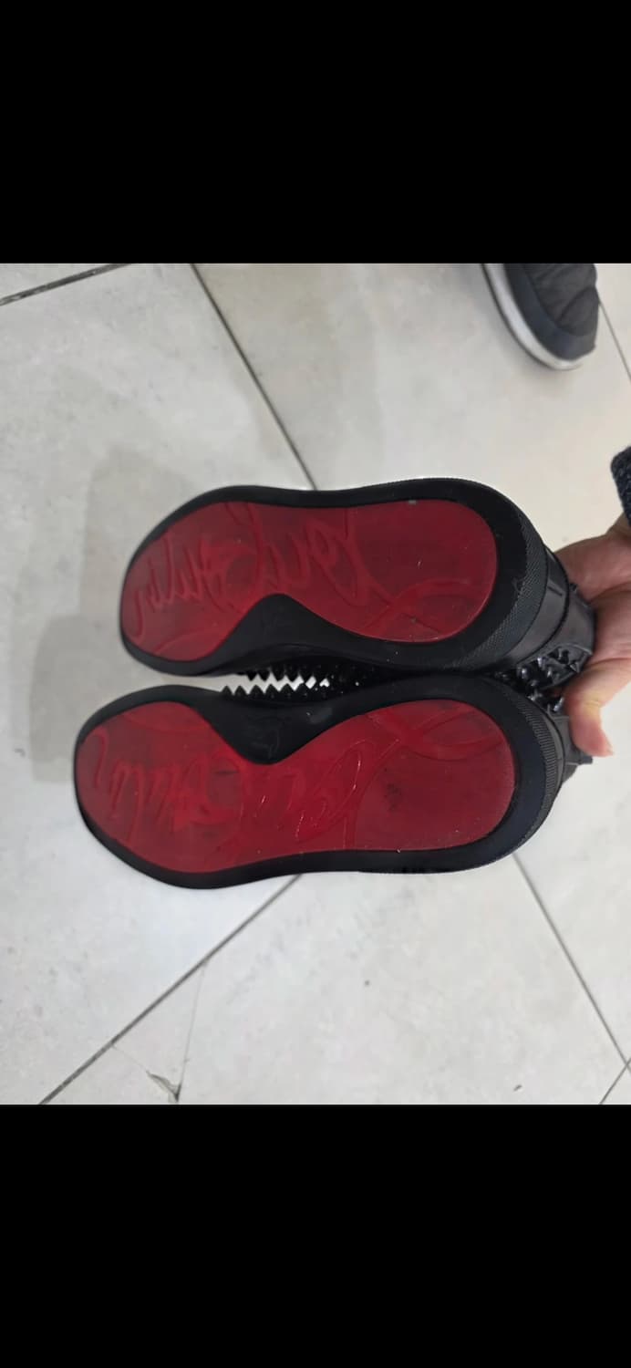 크리스찬 루부탱 블랙 스터드 하이탑 스니커즈 38 상품이미지4