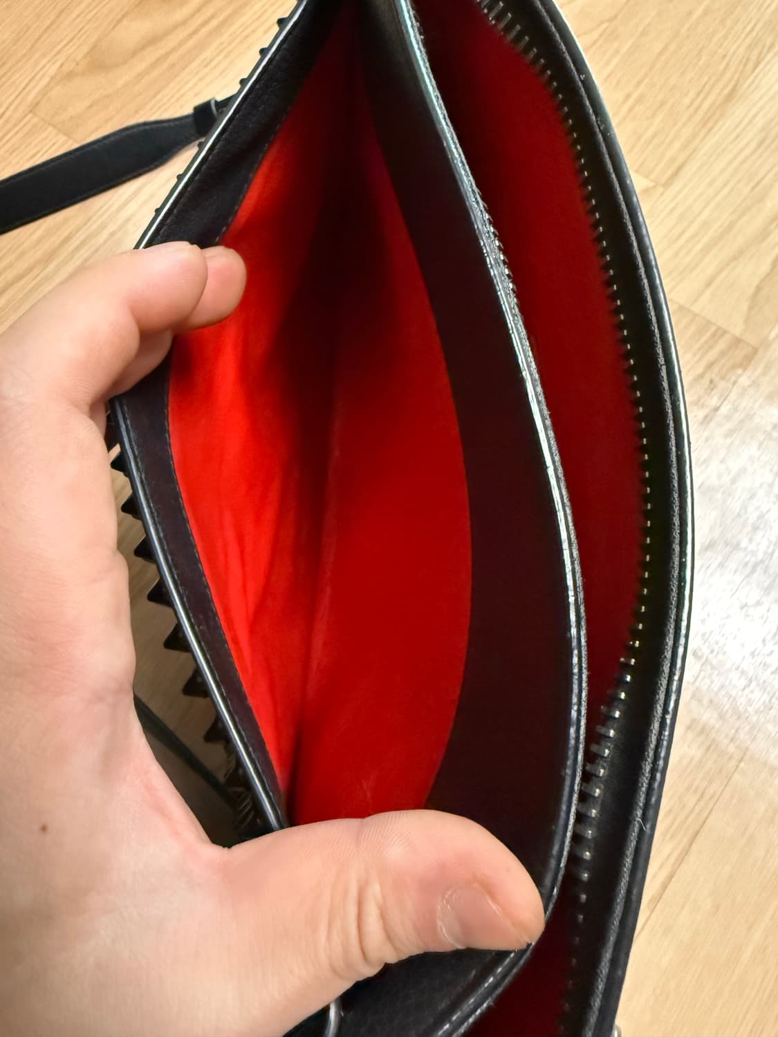 크리스찬 루부탱 클러치 백 (크로스백)  상품이미지3