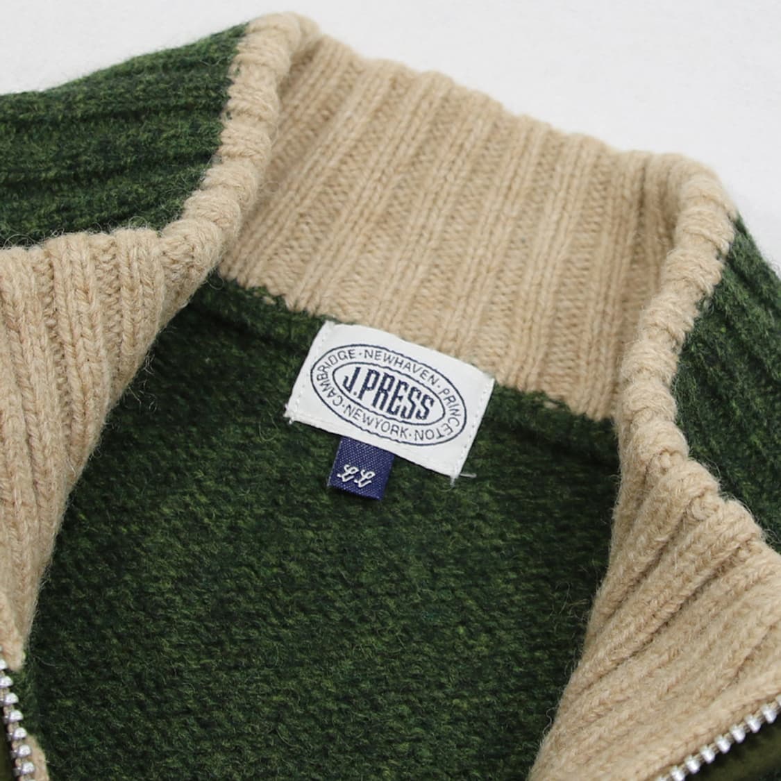 (착용컷) J.PRESS 하프 집업 폴라 니트 (남성용 103) 상품이미지5