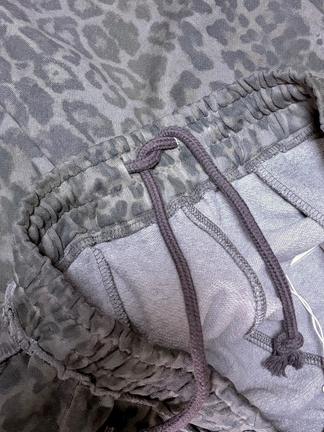 제이디드런던 Leopard Monster Joggers 레오파드스웻팬츠 상품이미지7