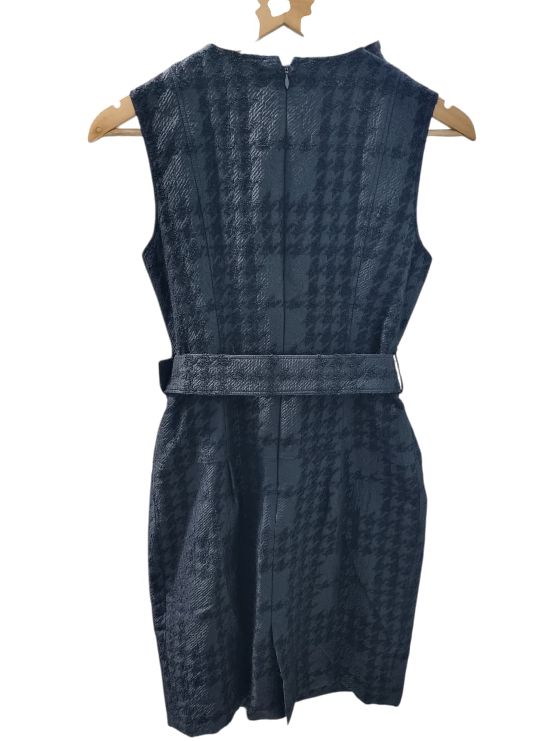 버버리 블랙 자수 민소매 벨티드 원피스 38 상품이미지2