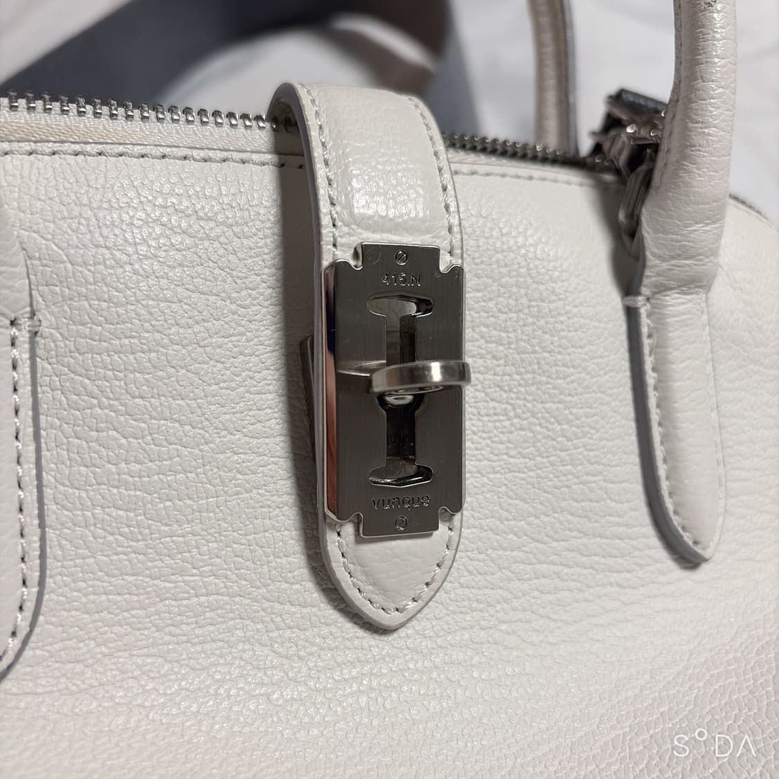 분크 토크 토트백 아이보리 상품이미지5