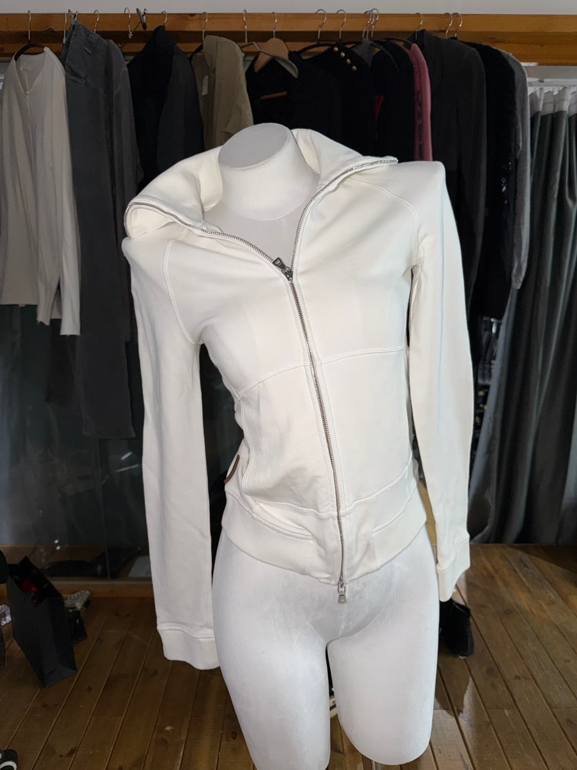 프라다 스포츠 하이넥 집업 자켓 상품이미지9