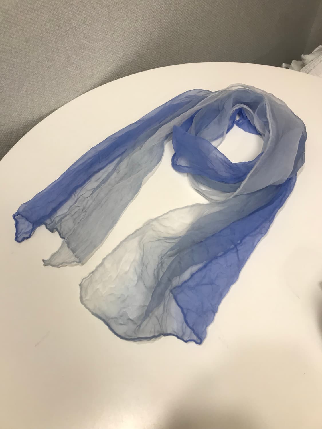 그라데이션 블루 스카프  상품이미지1