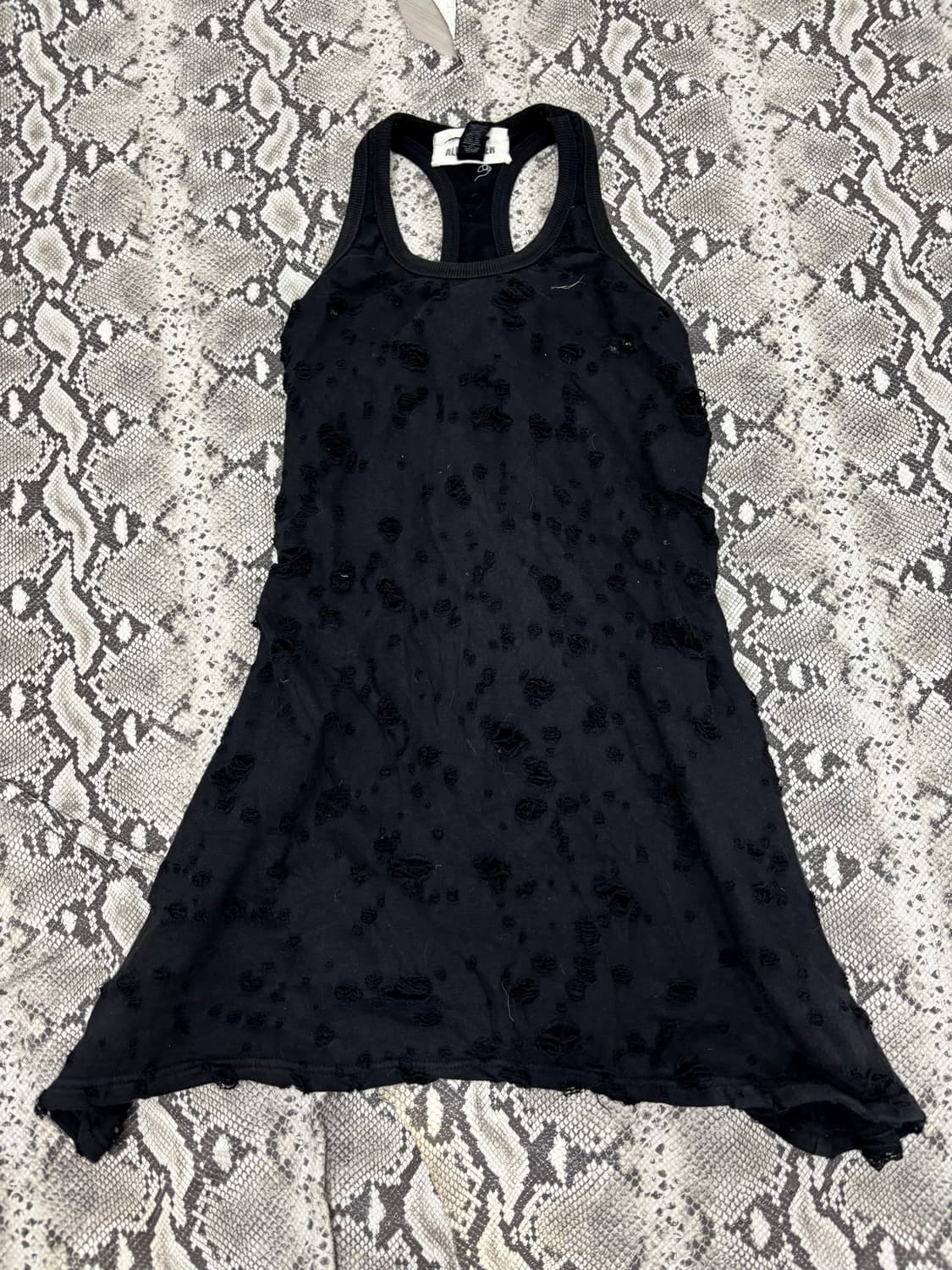 “Alexander” Black Damaged Sleeveless 상품이미지1