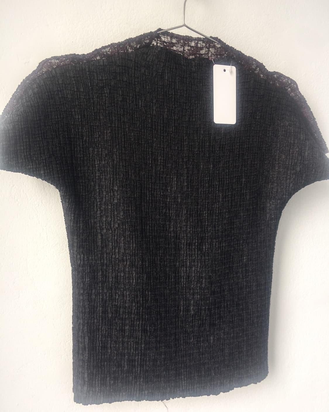 Back lace pleats top 상품이미지3