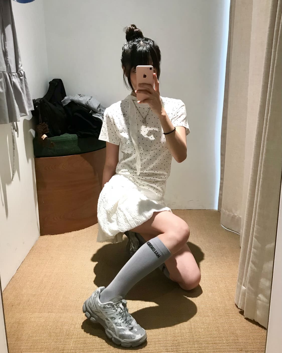 더뮤지엄비지터 크롭탑 상품이미지1
